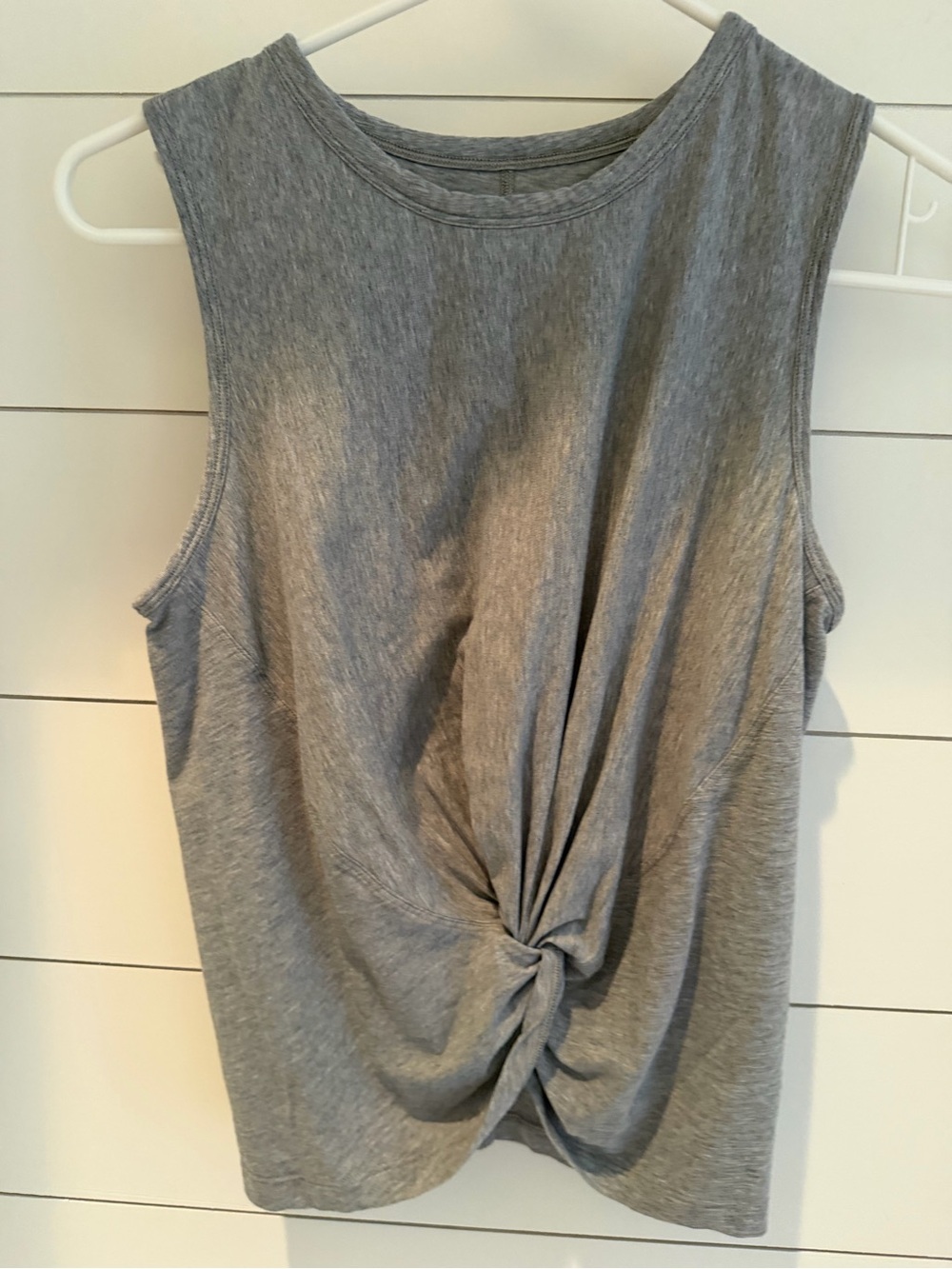 Lululemon Gray Knot-Front Sleeveless Tank Top - Women
